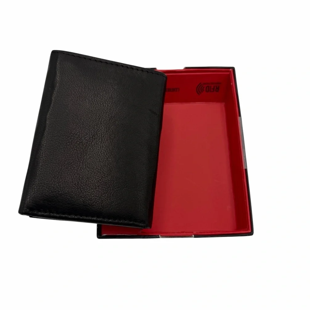 True Religion Genuine Leather RFID Wallet Black Trifold Silver Logo Plaque NIB